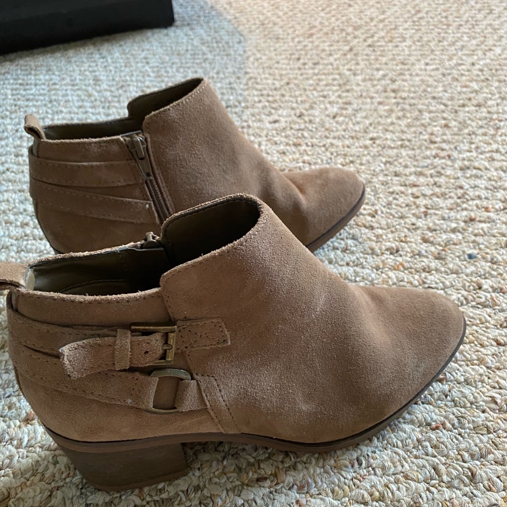 Booties - Picture 3 of 6